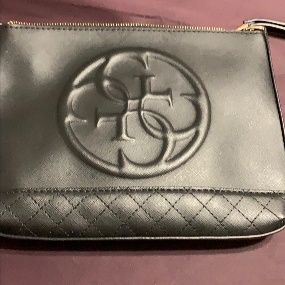 Guess Clutch